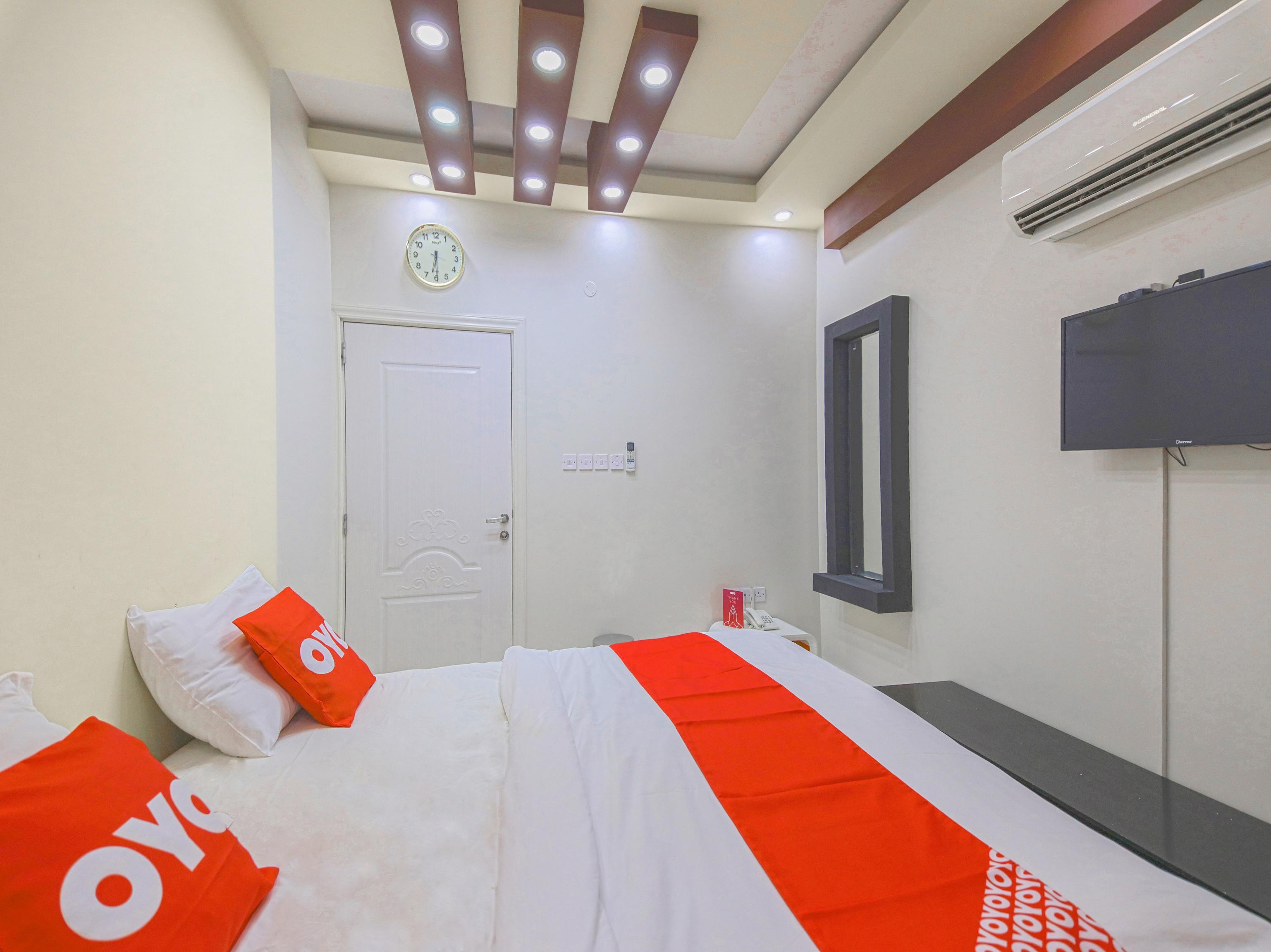 Hotel Oyo 129 Al Bayrahaa 3*